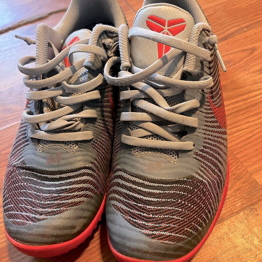 Nike Kobe Mentality 2. Wolf grey and crimson. Brand new no box. Size 9 men’s.
